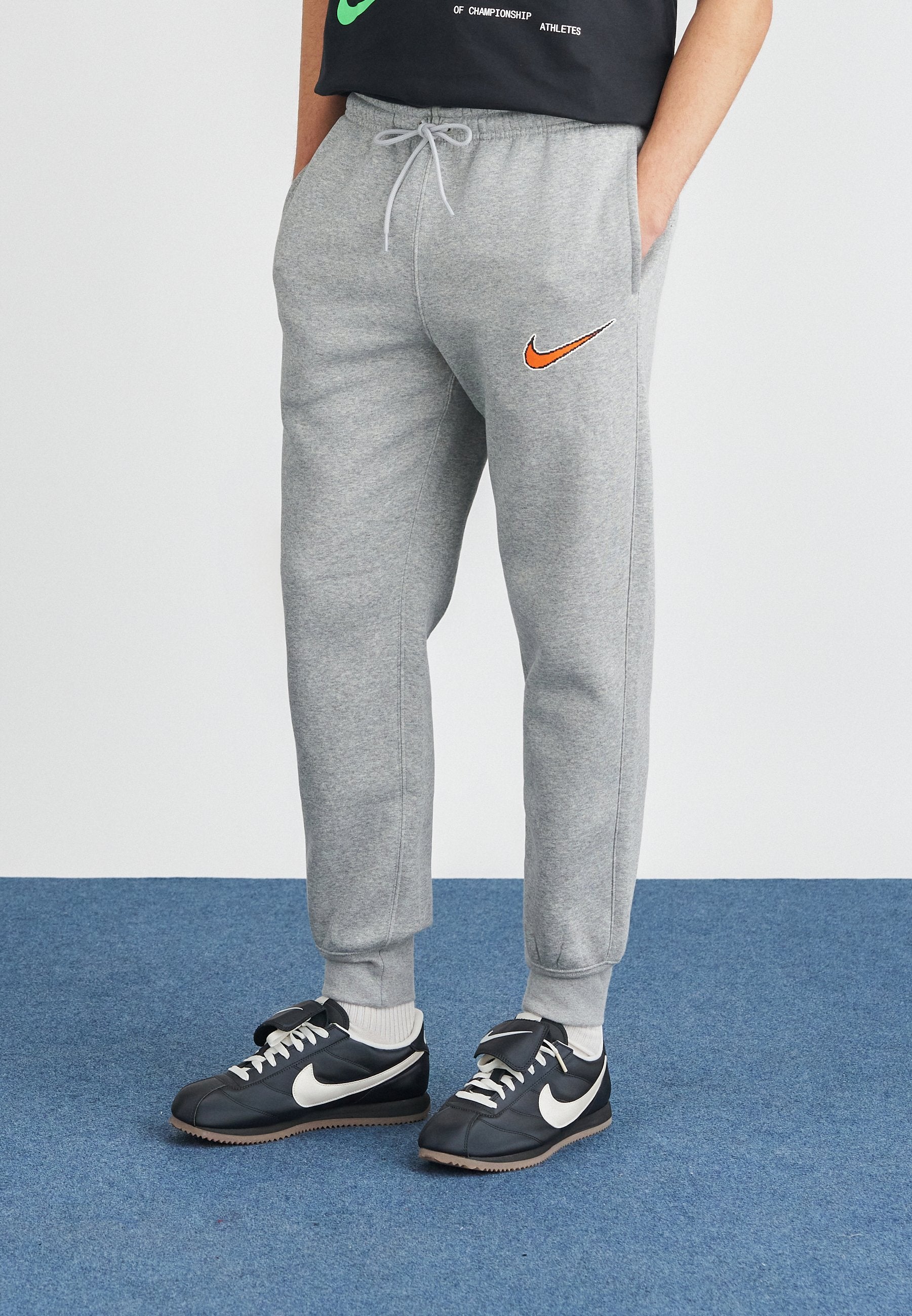 NEO VARSITY - Pantalon de survêtement - grey heather/smoke grey/black