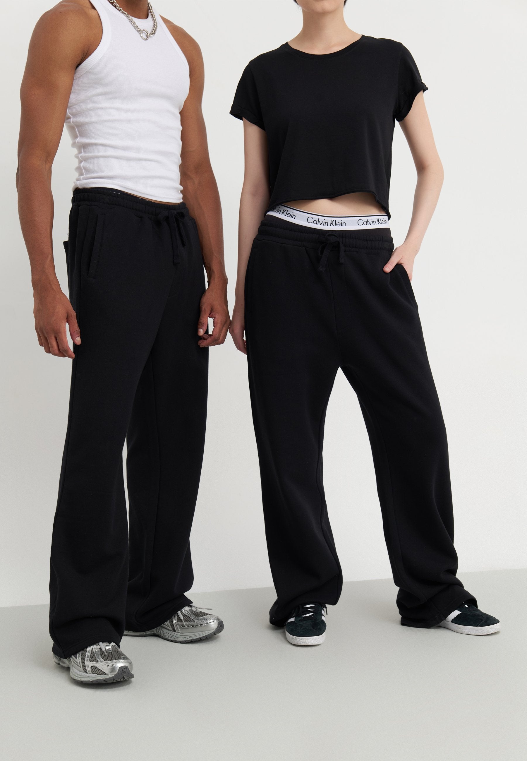UNISEX - Pantalon de survêtement - black