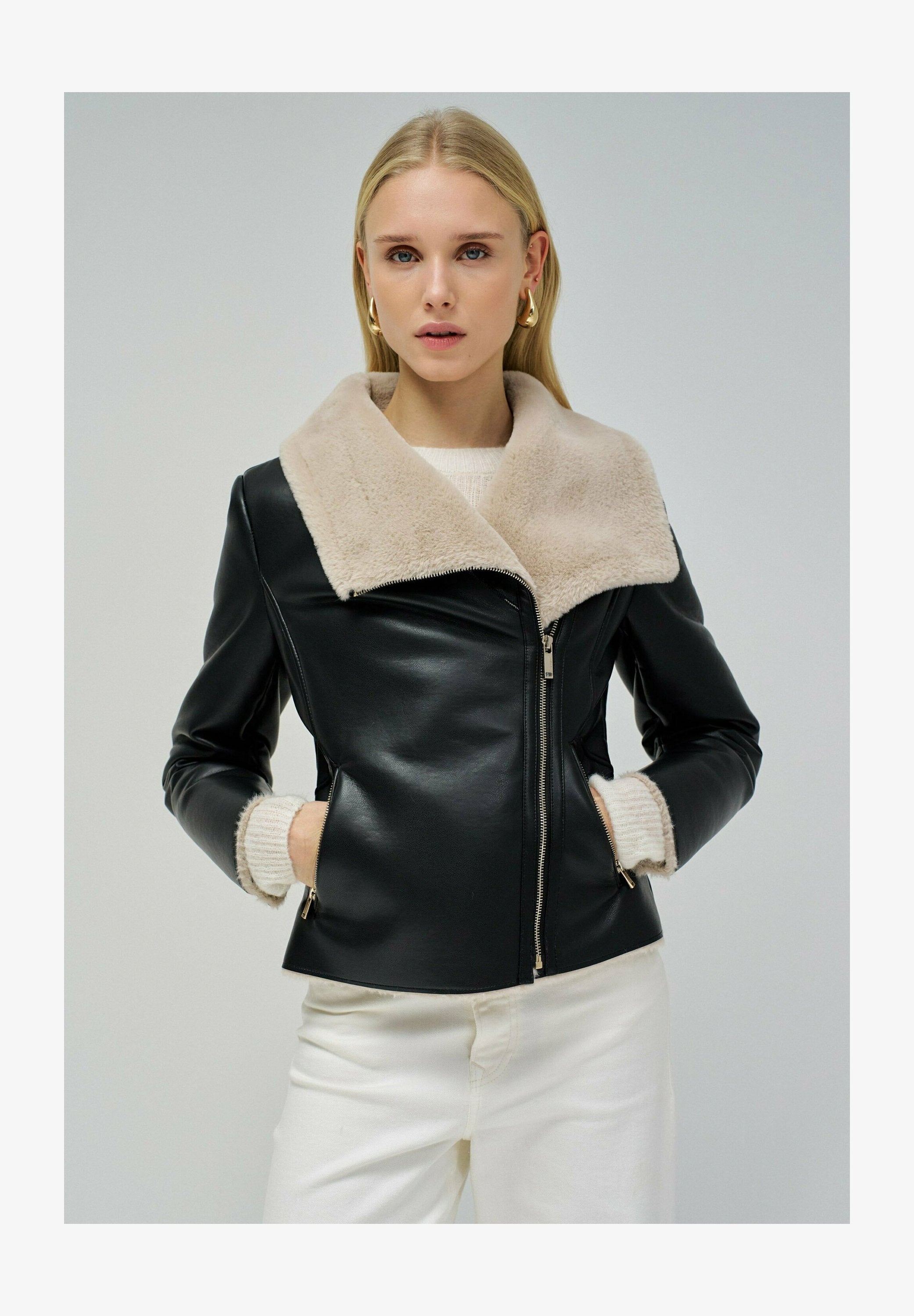 Veste en similicuir - schwarz