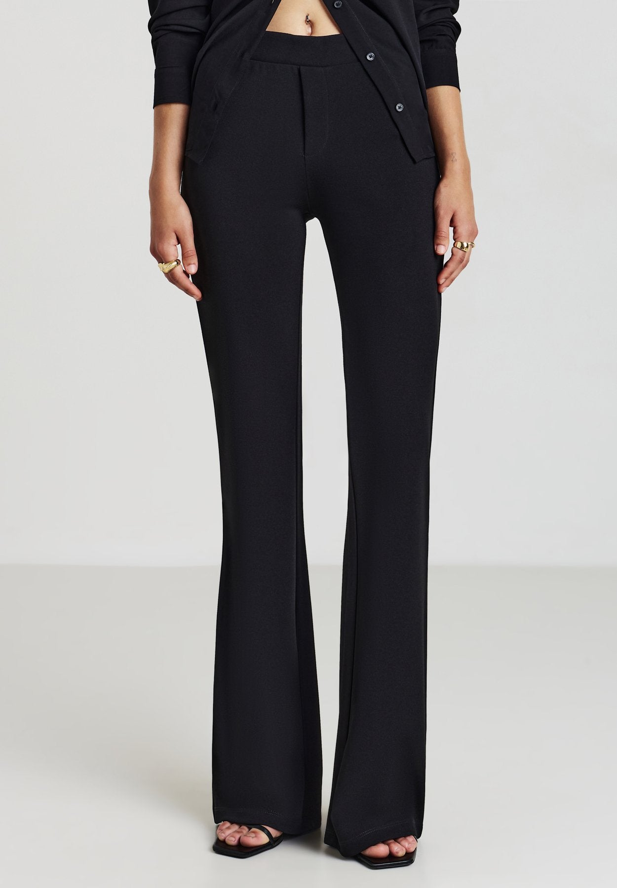 LUNGO A ZAMPA - Pantalon classique - ultrablack
