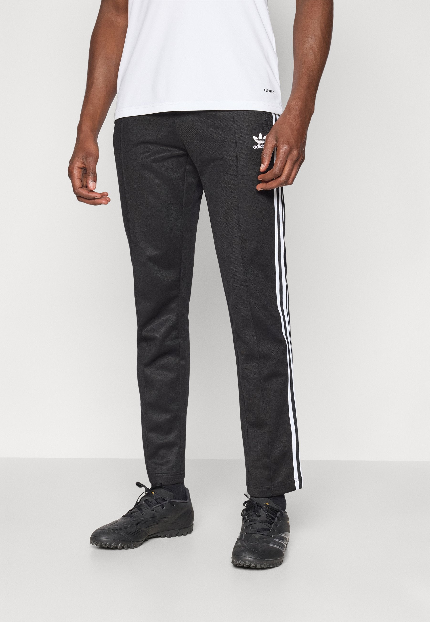 CLASSIC TP - Pantalon de survêtement - black/white