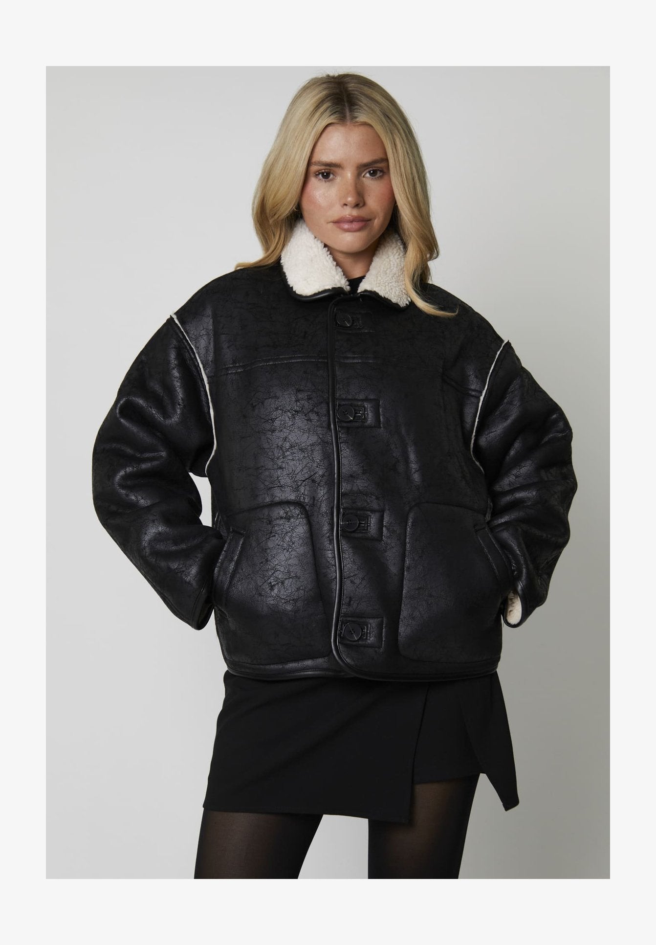 REVERSABLE BORG PU BUTTON DOWN - Manteau d'hiver - monochrome